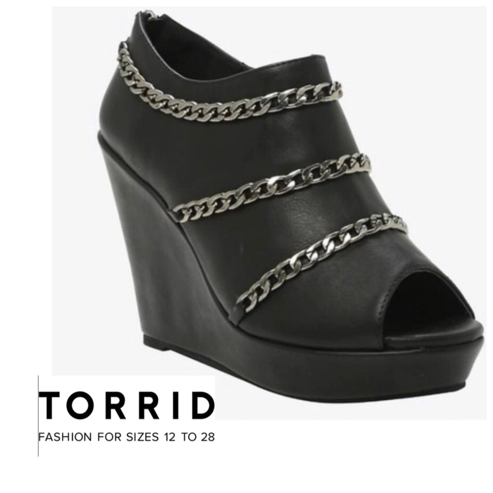Torrid size 11 ultra high wedge peep toe black heels